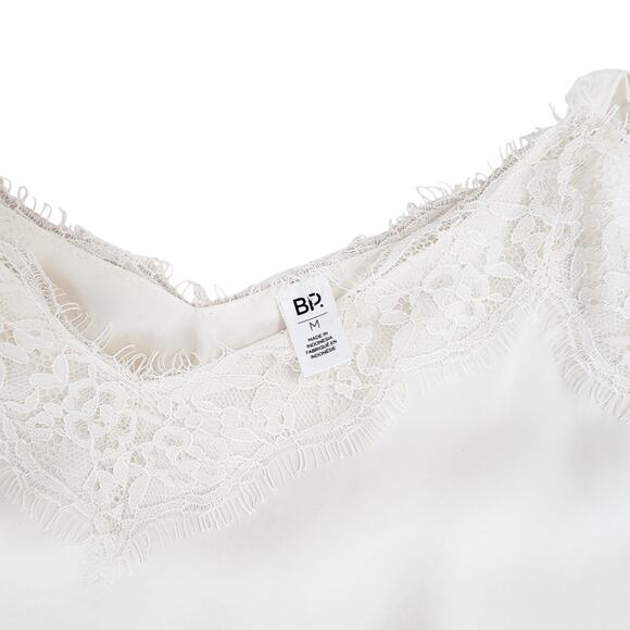 BP Women’s Camisole Lace Trim Crop Top V Neck Adjustable Straps White Medium - Picture 7 of 8